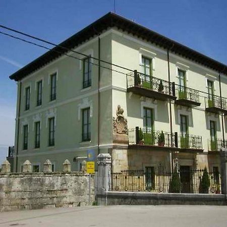 Posada Casa De Valle Colindres Buitenkant foto