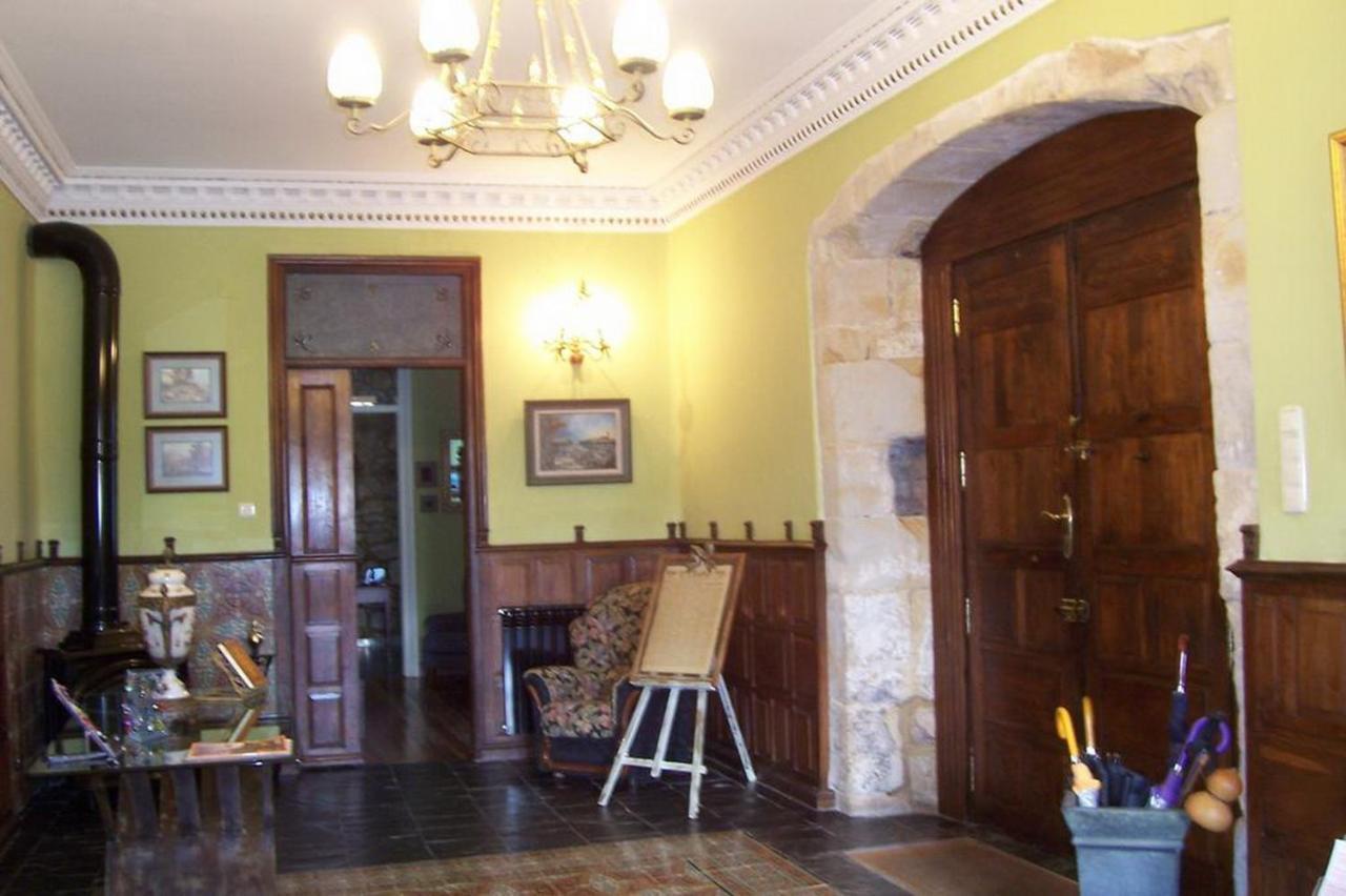Posada Casa De Valle Colindres Buitenkant foto