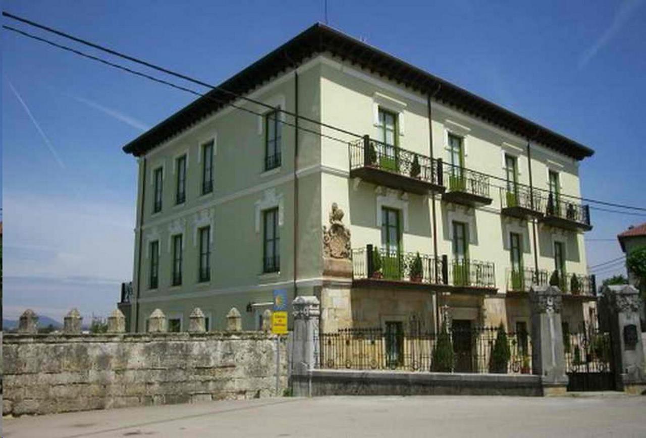 Posada Casa De Valle Colindres Buitenkant foto
